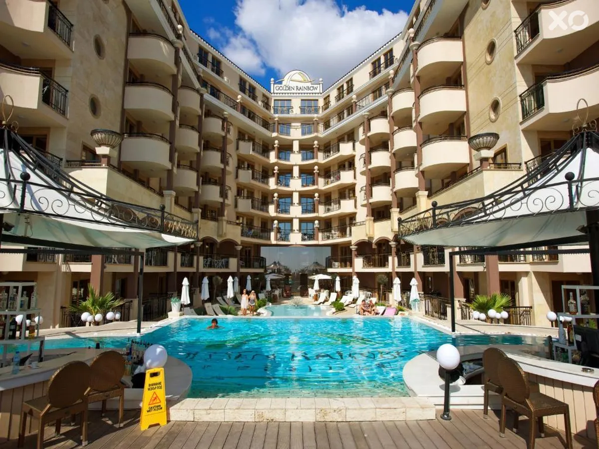 Golden Ina Hotel