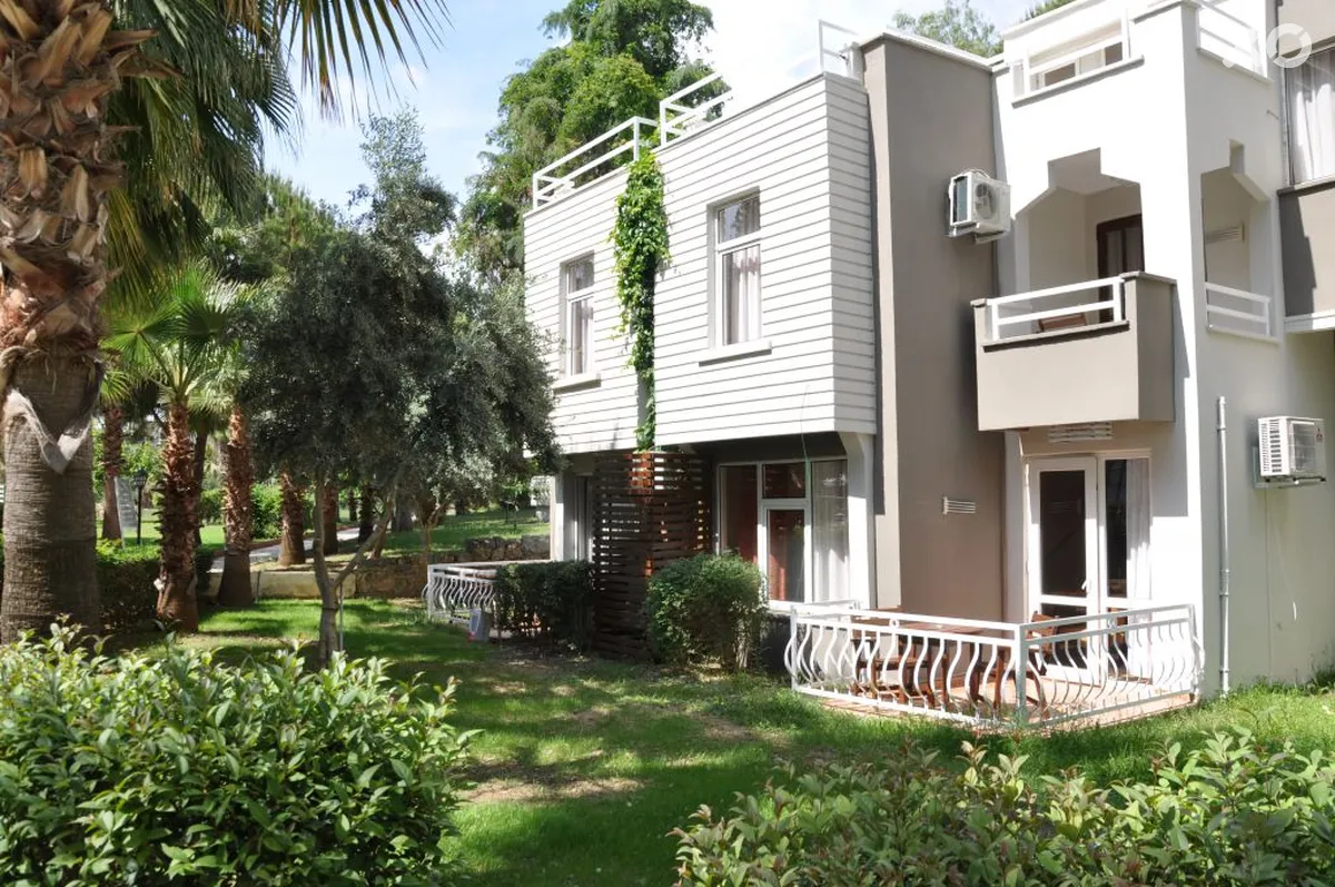 Meridia Beach Hotel