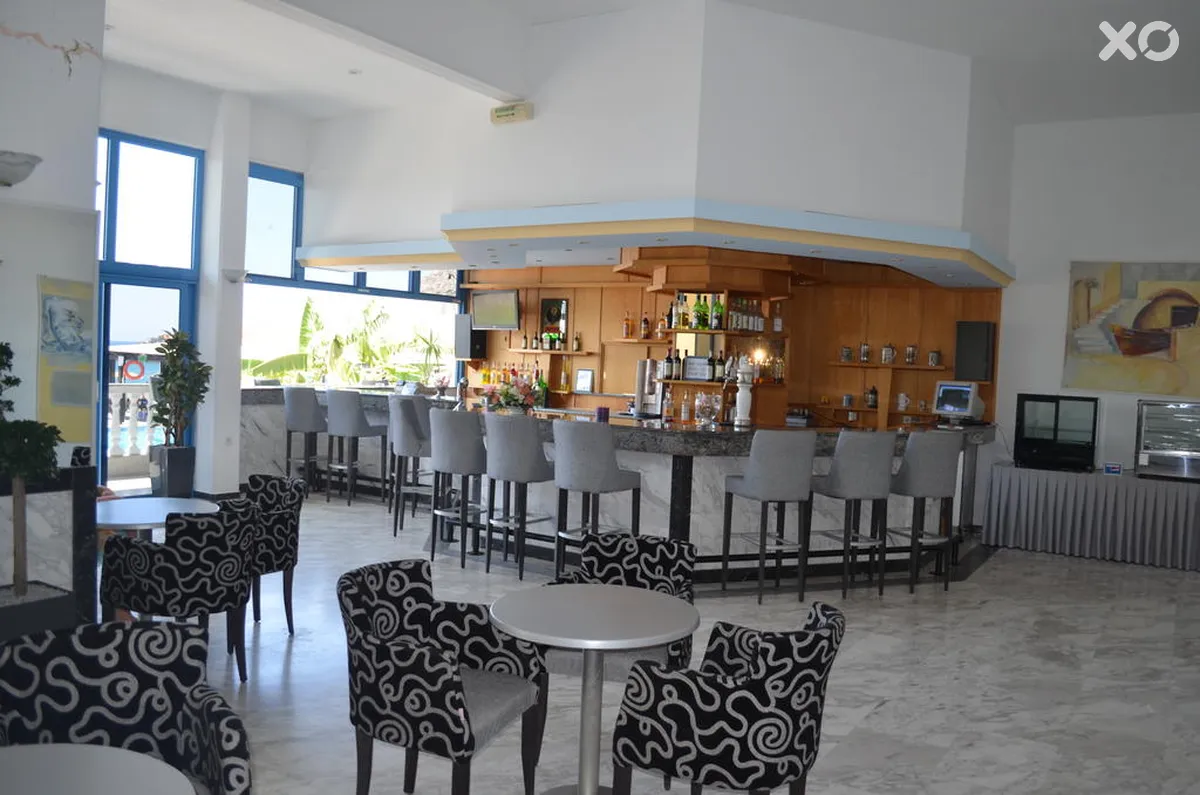 Kamari Beach Hotel