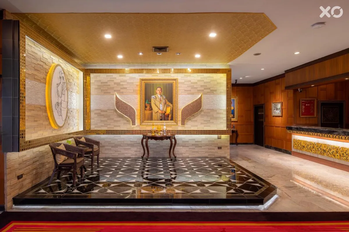 Alexander Hotel