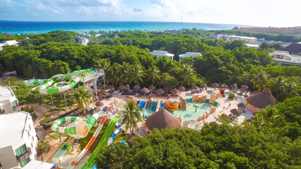 Sandos Caracol Eco Resort