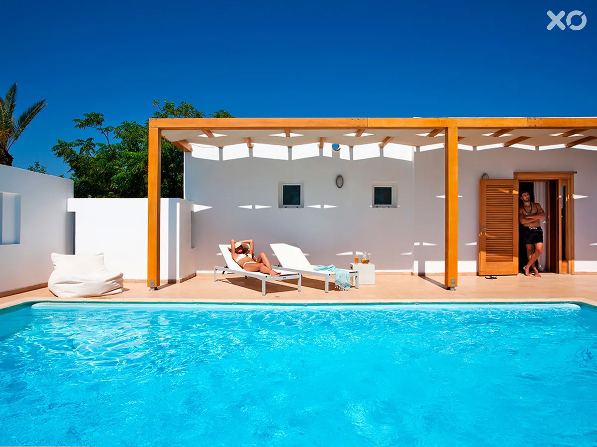 Minos Beach Art Hotel