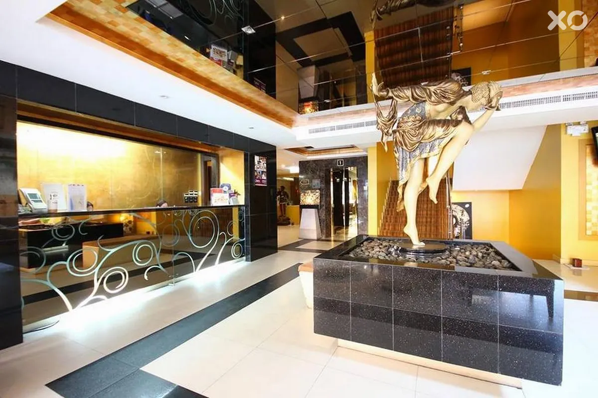 Nova Gold Hotel