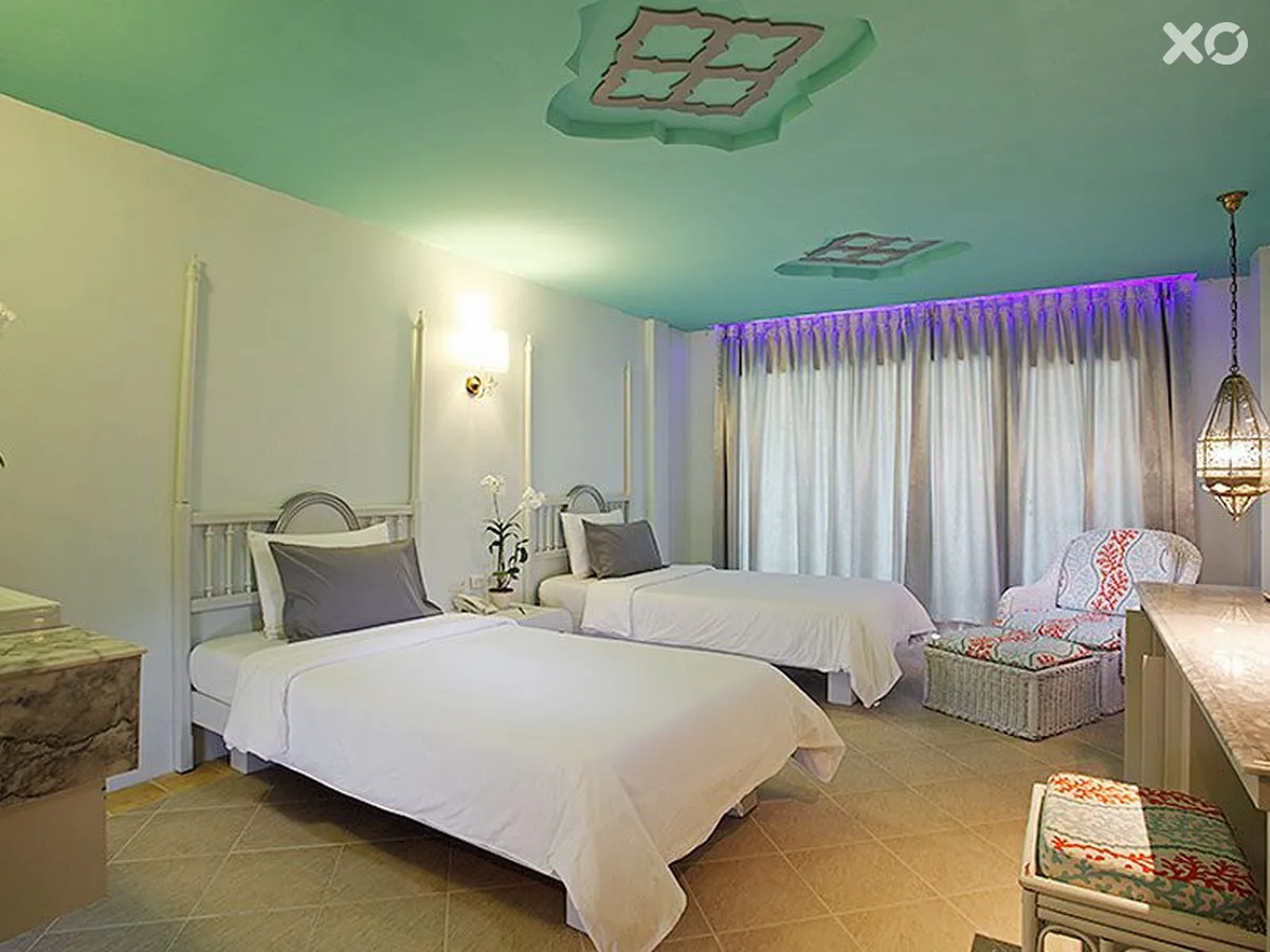 The Verandah Hotel