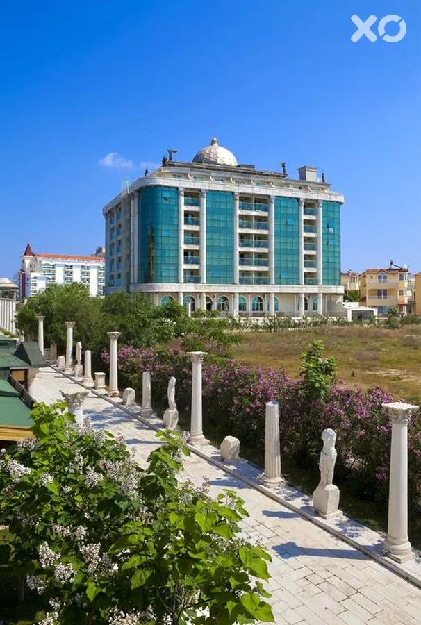 Laur Hotels Experience & Elegance