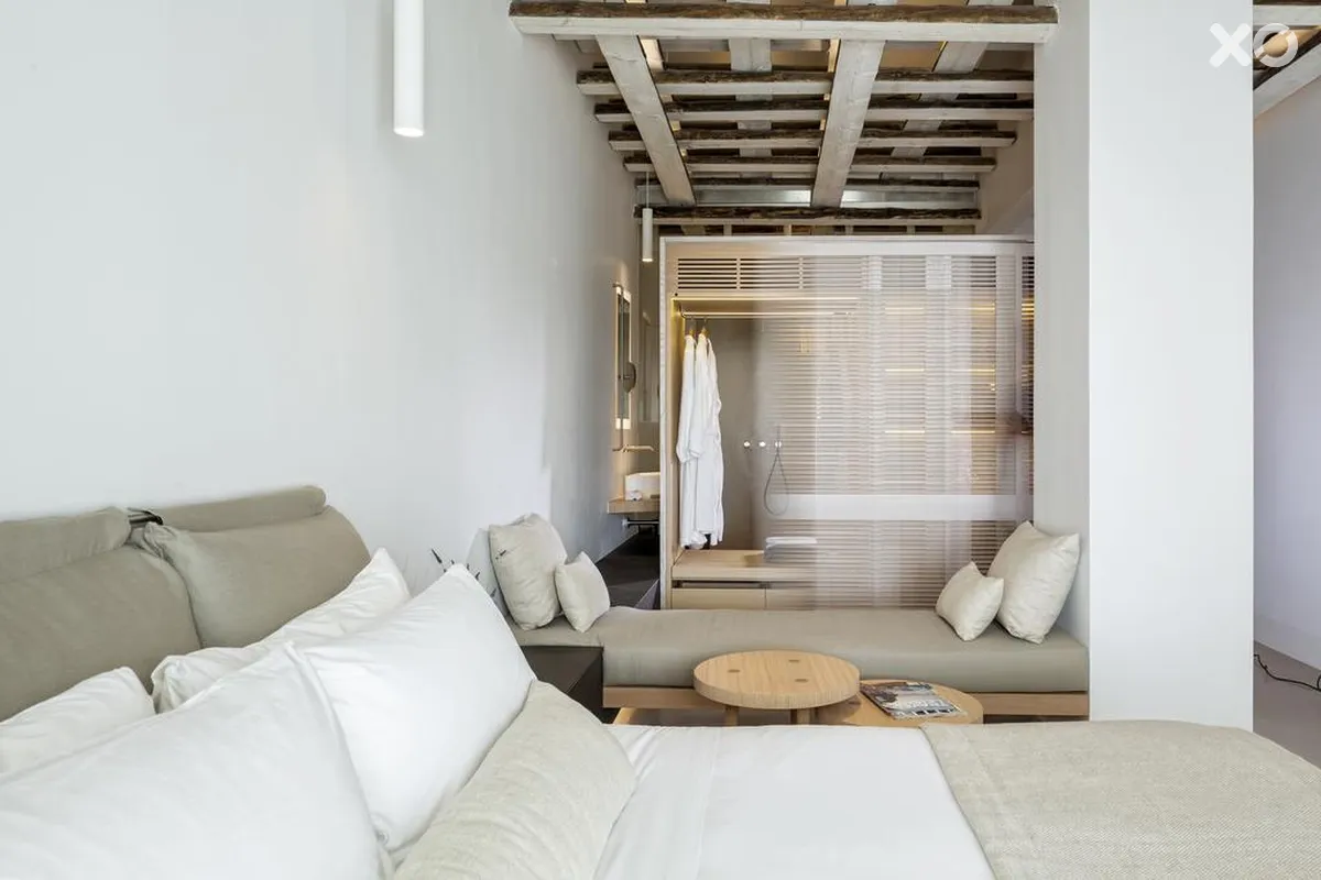 Bill & Coo Suites And Lounge