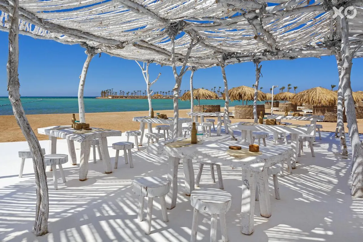 Meraki Resort