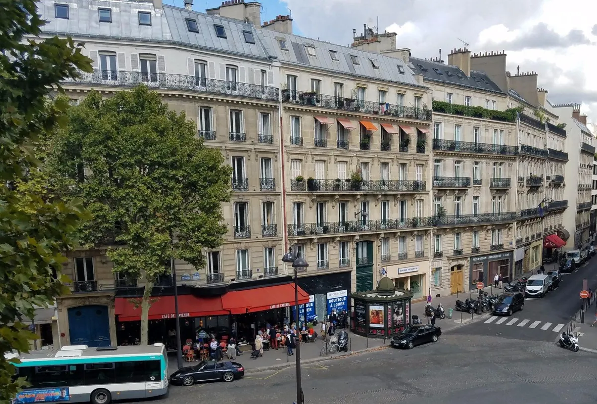 Plaza Elysees Hotel