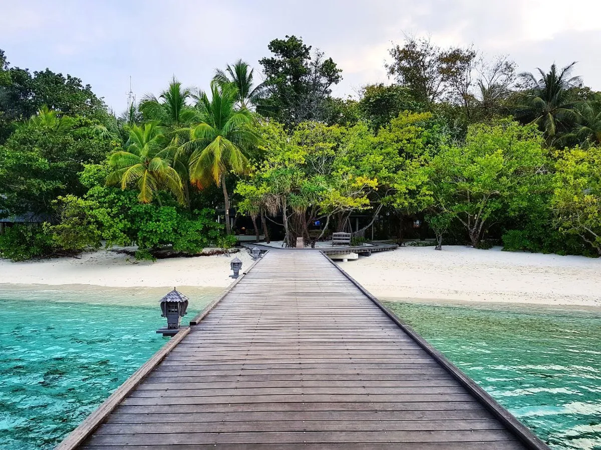 Royal Island Resort & Spa