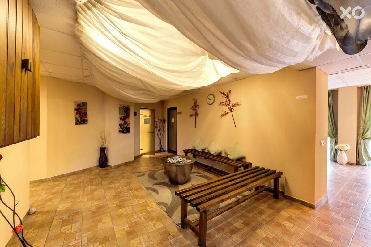 Grand Royale Apartment Complex & Spa