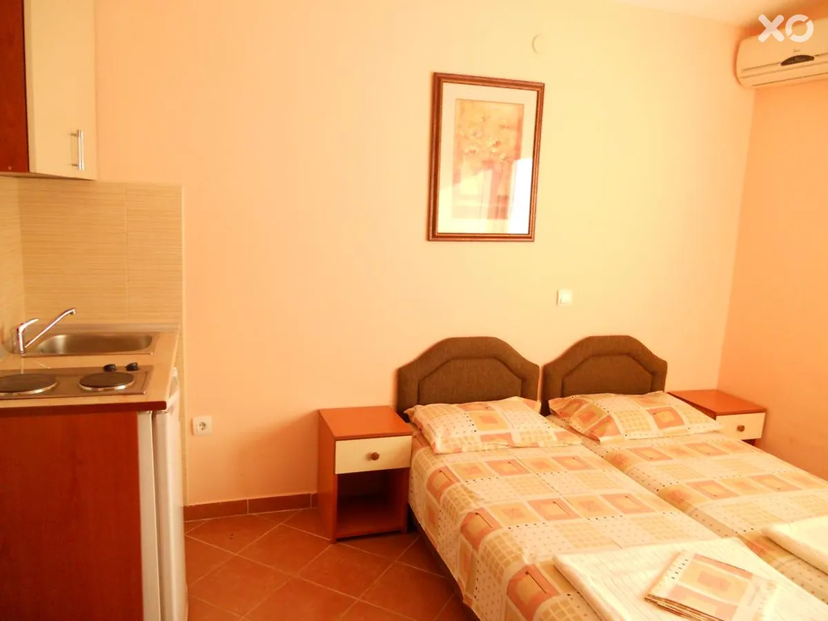 Lara Apartments