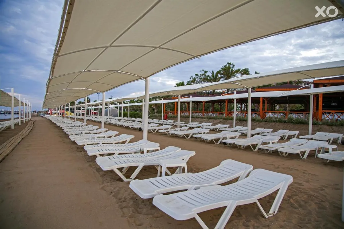 Arcanus Side Resort