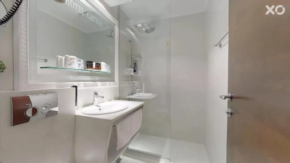 Cattaro Historic Boutique Hotel