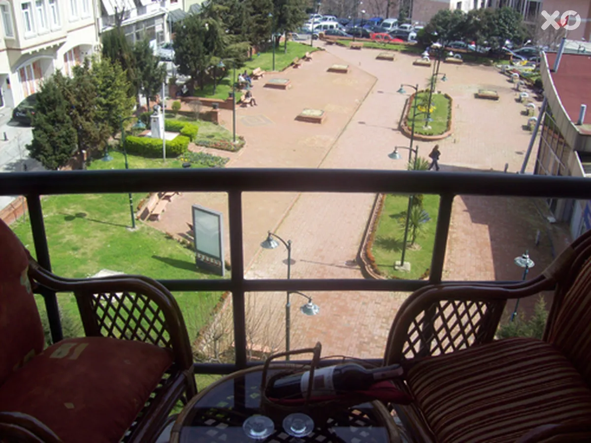 Hali Hotel