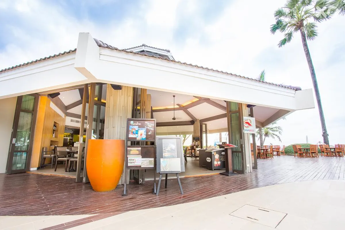 Novotel Rayong Rim Pae Resort Hotel