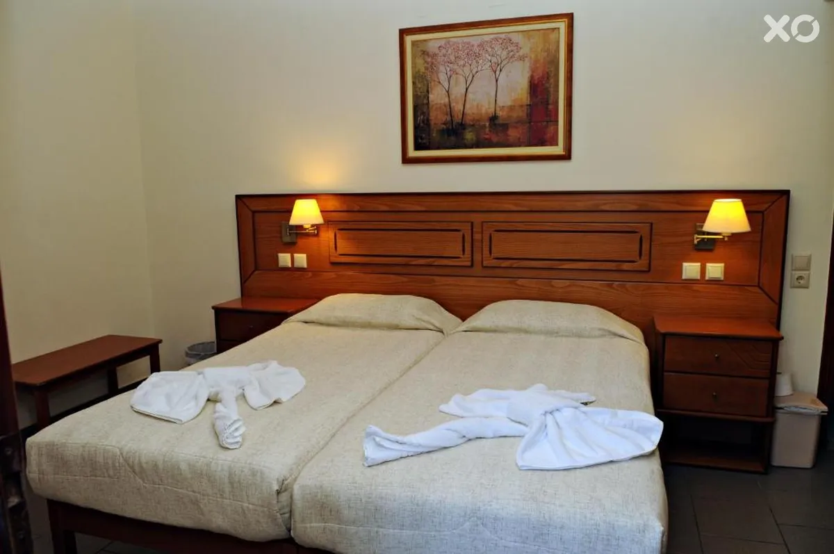 Athena Hotel