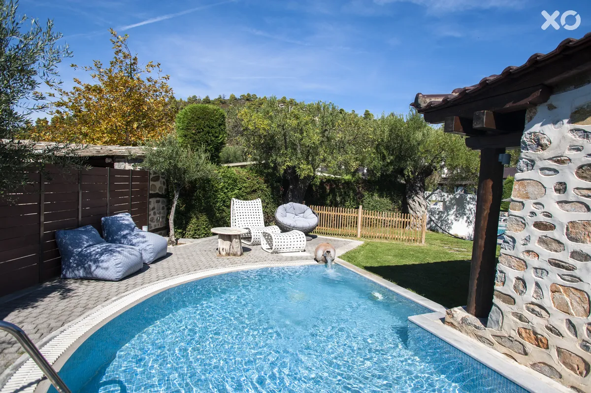 Acrotel Athena Residence