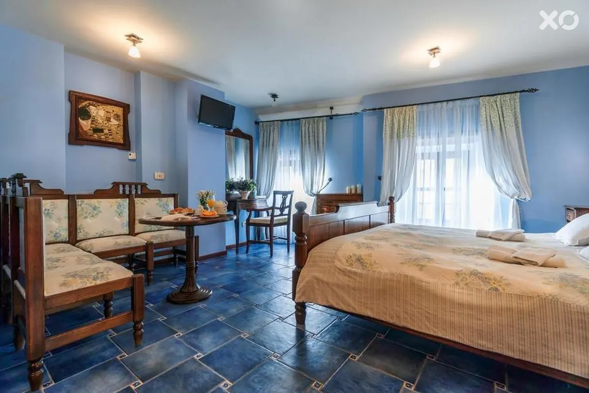 Monte Cristo Hotel