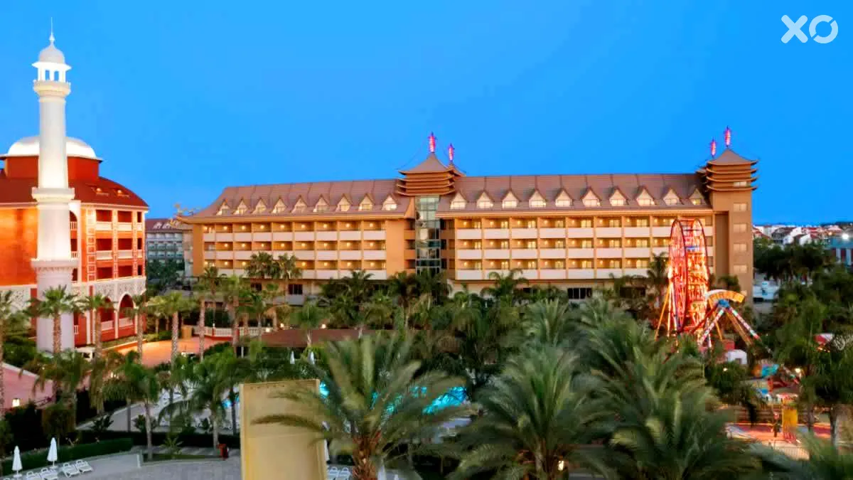 Royal Dragon Hotel