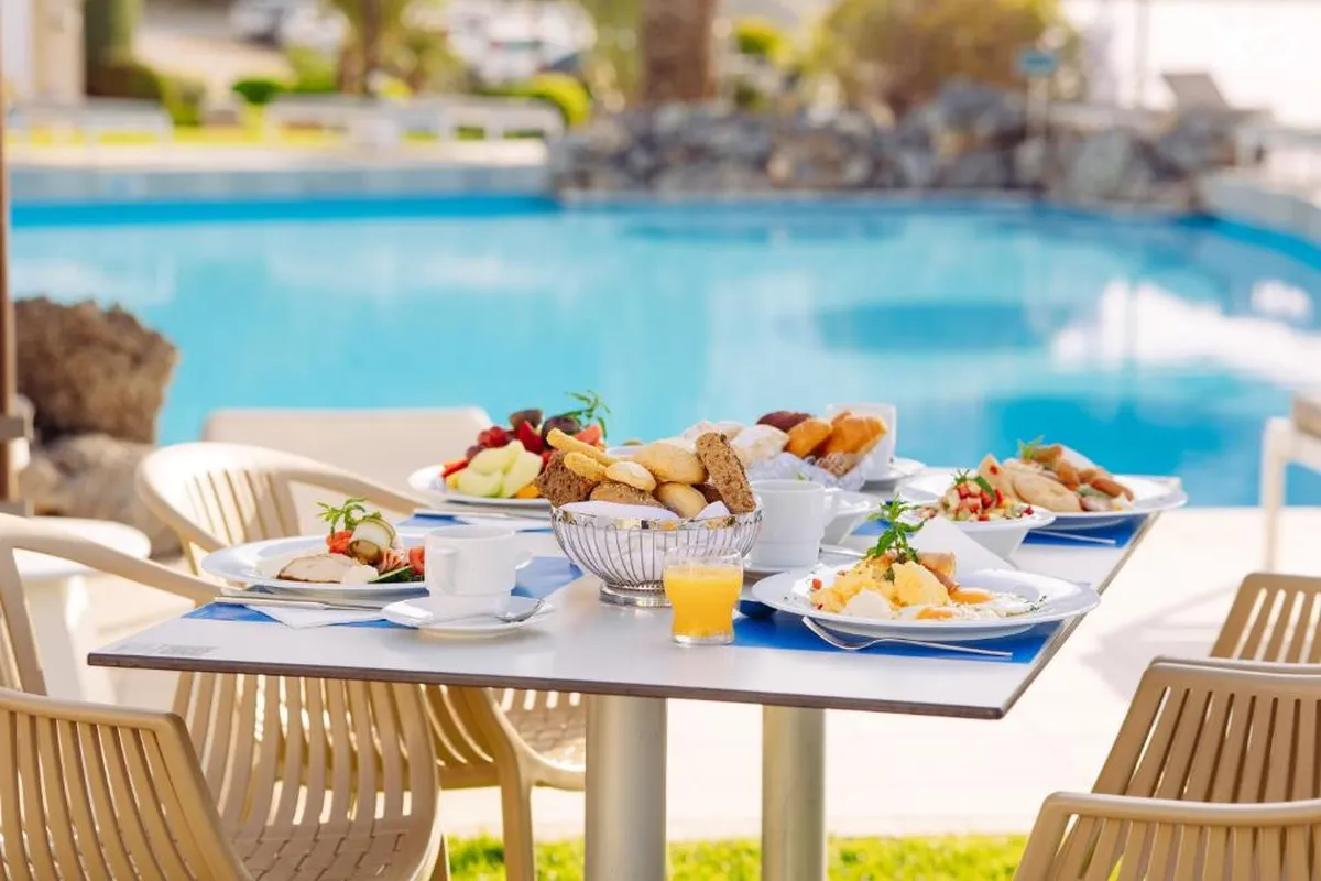 Alianthos Garden