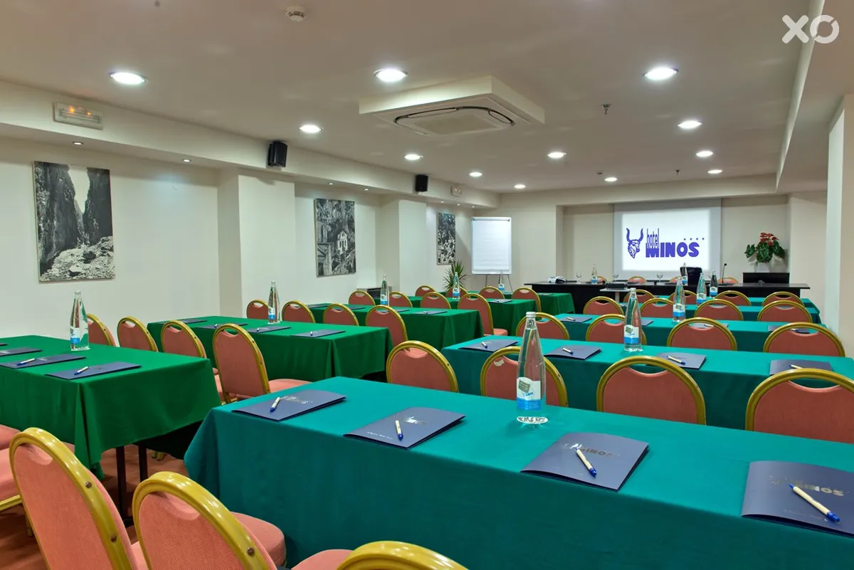 Minos Hotel