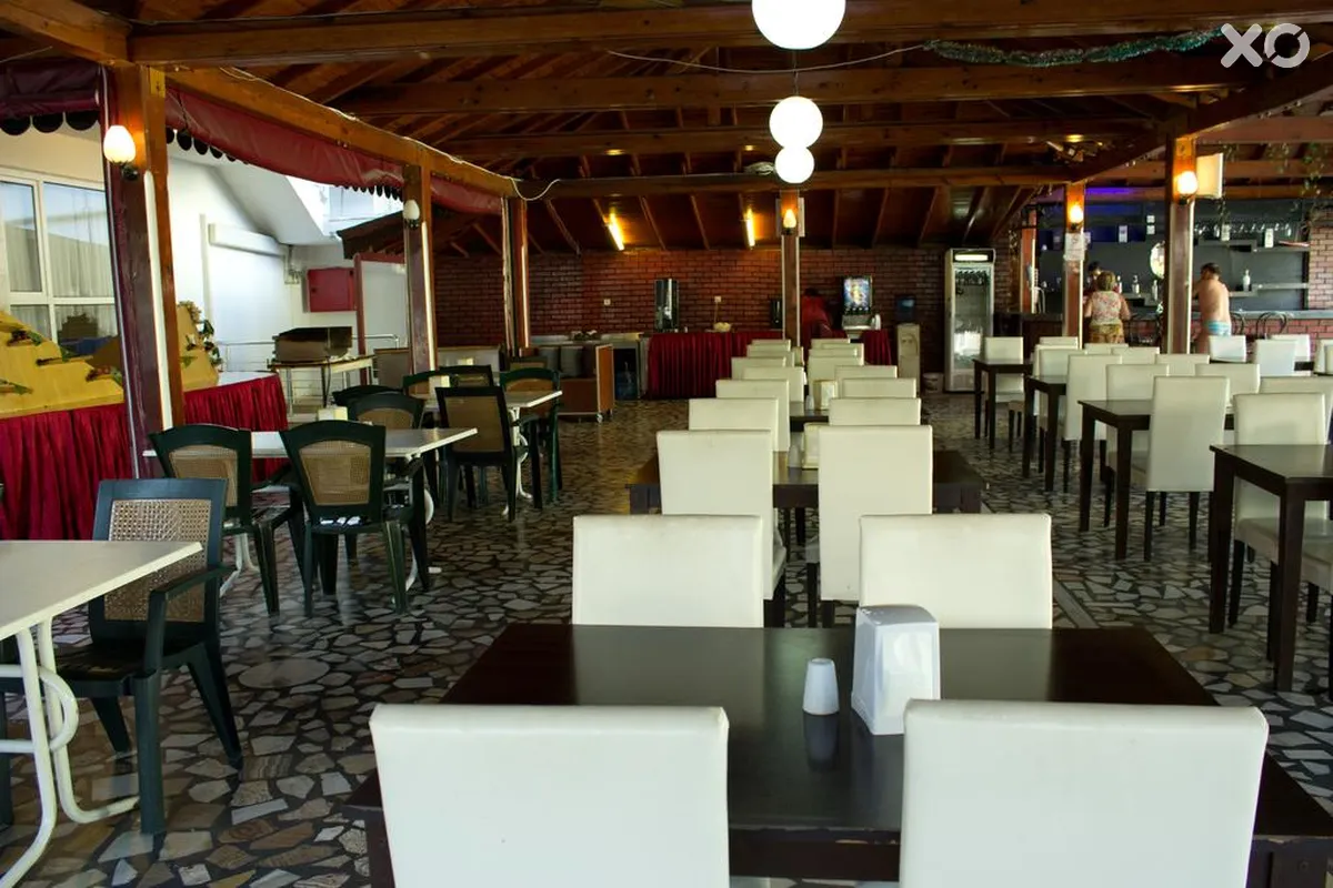 Ares City Hotel
