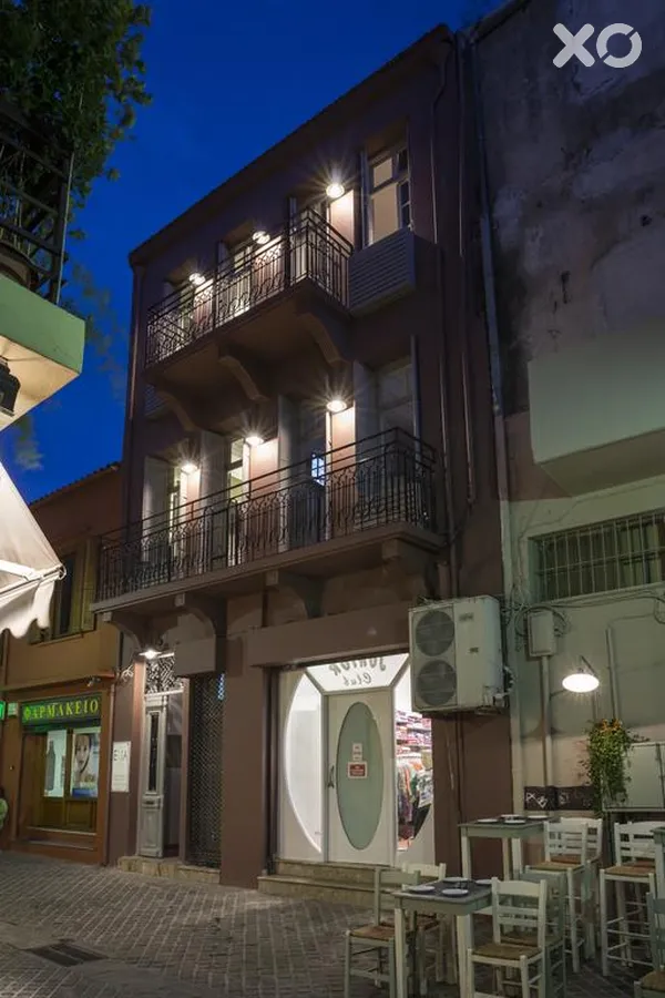Elia Daliani Suites