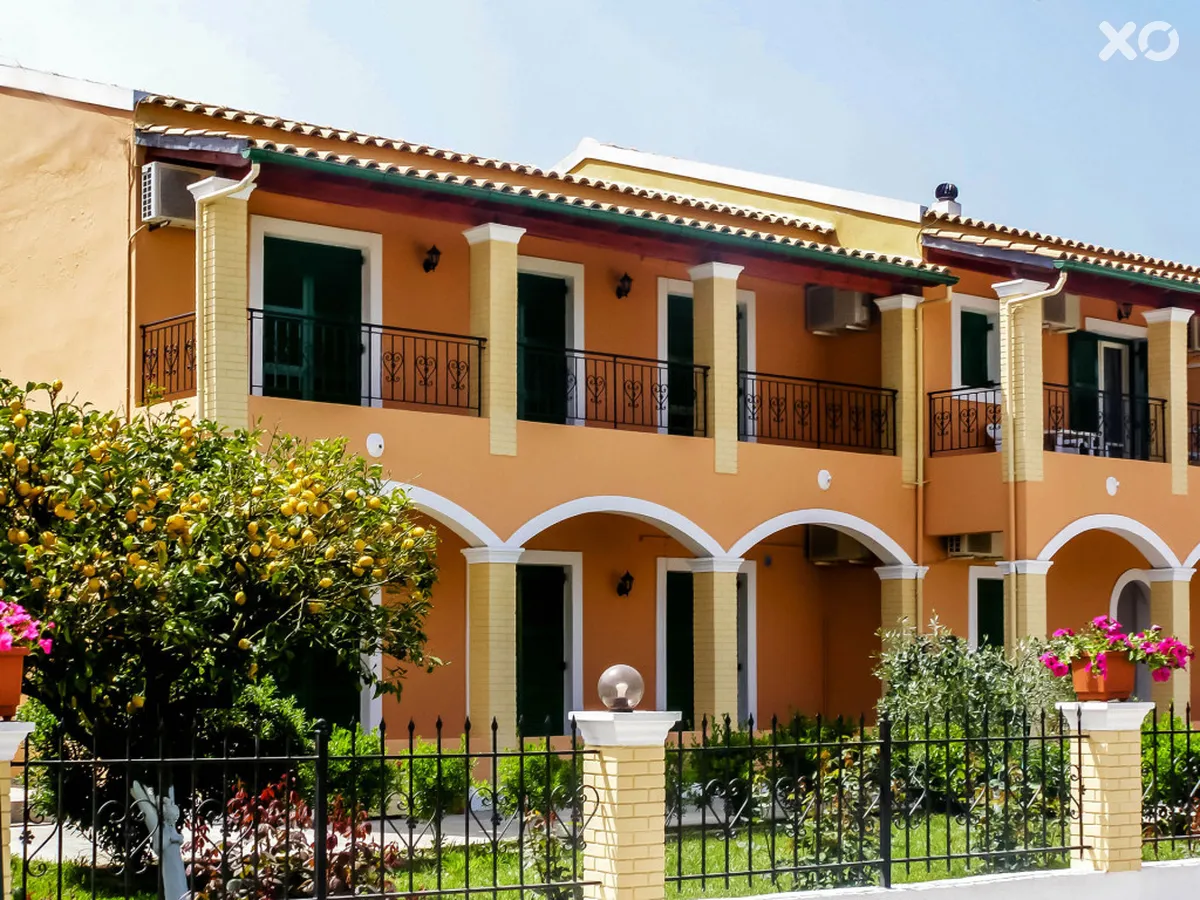 Stavros Apartments