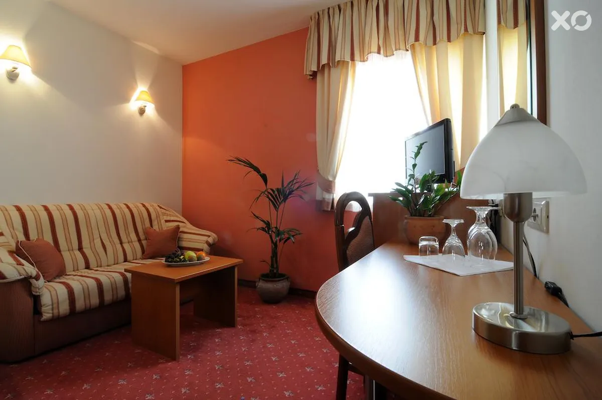 Rosina Hotel