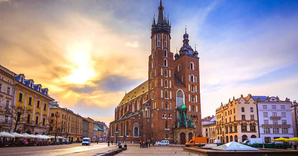 Уикенд контрастов — альпийская мягкость и городская изысканность! Цюрих, водопад и легенды Праги