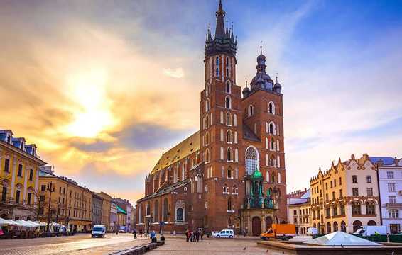 Европейская мозаика без суеты! Старые площади, дворцы и узкие улочки