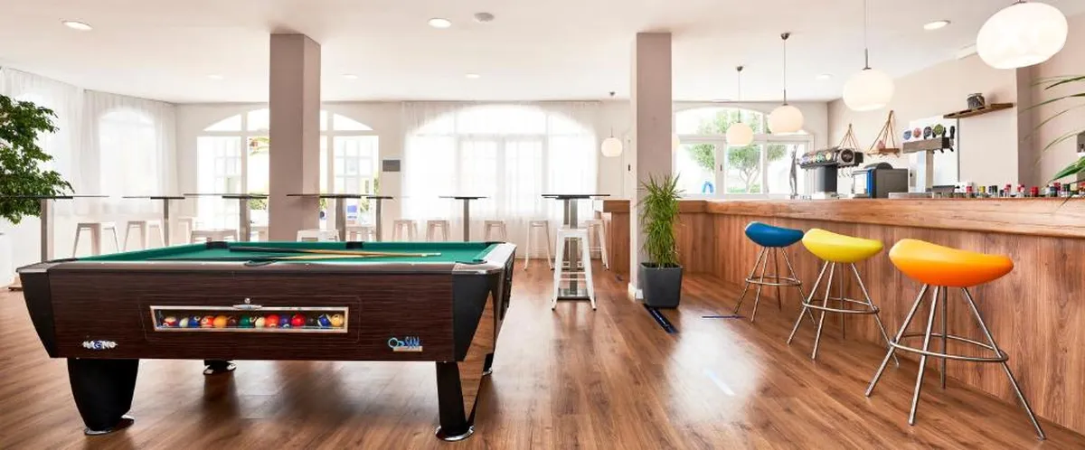 Globales Marina Apartments