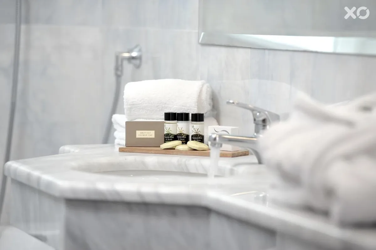 Athenian Riviera Hotel & Suites