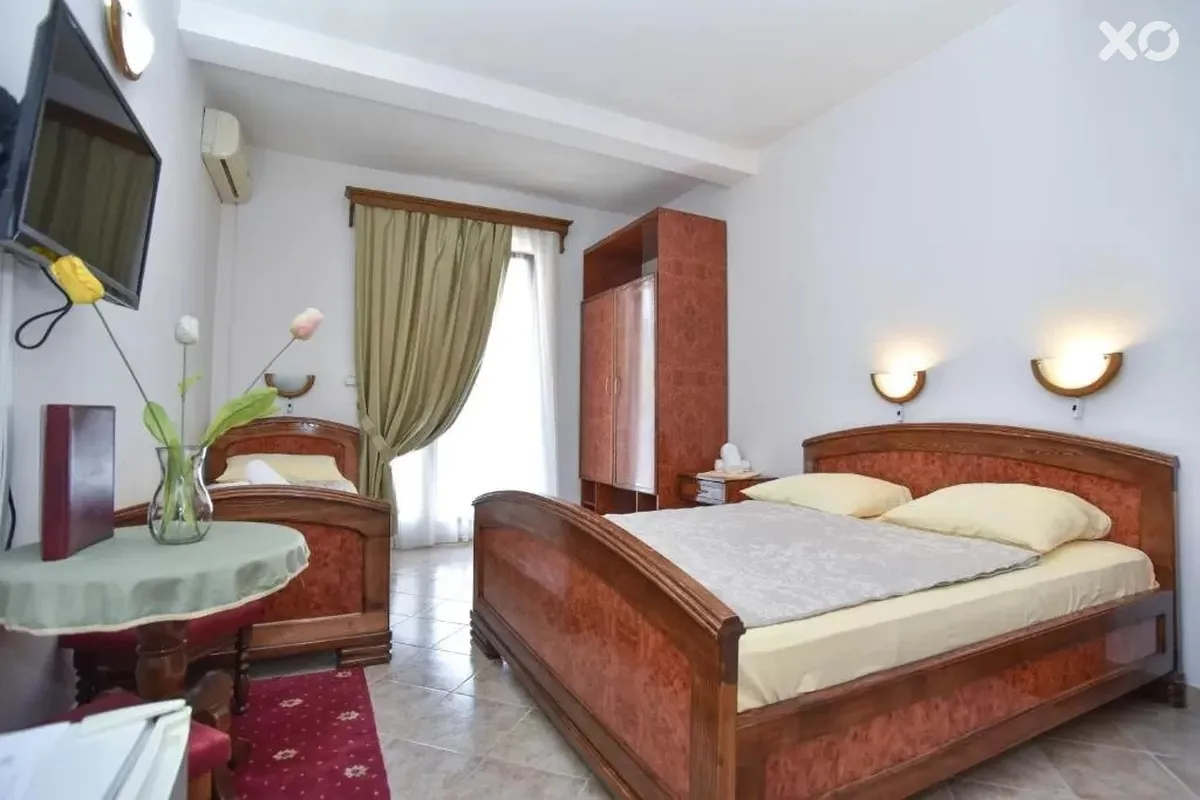 Grbalj Hotel