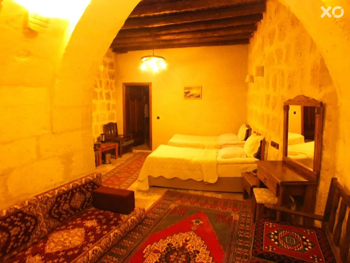 Dilek Tepesi Cave Hotel