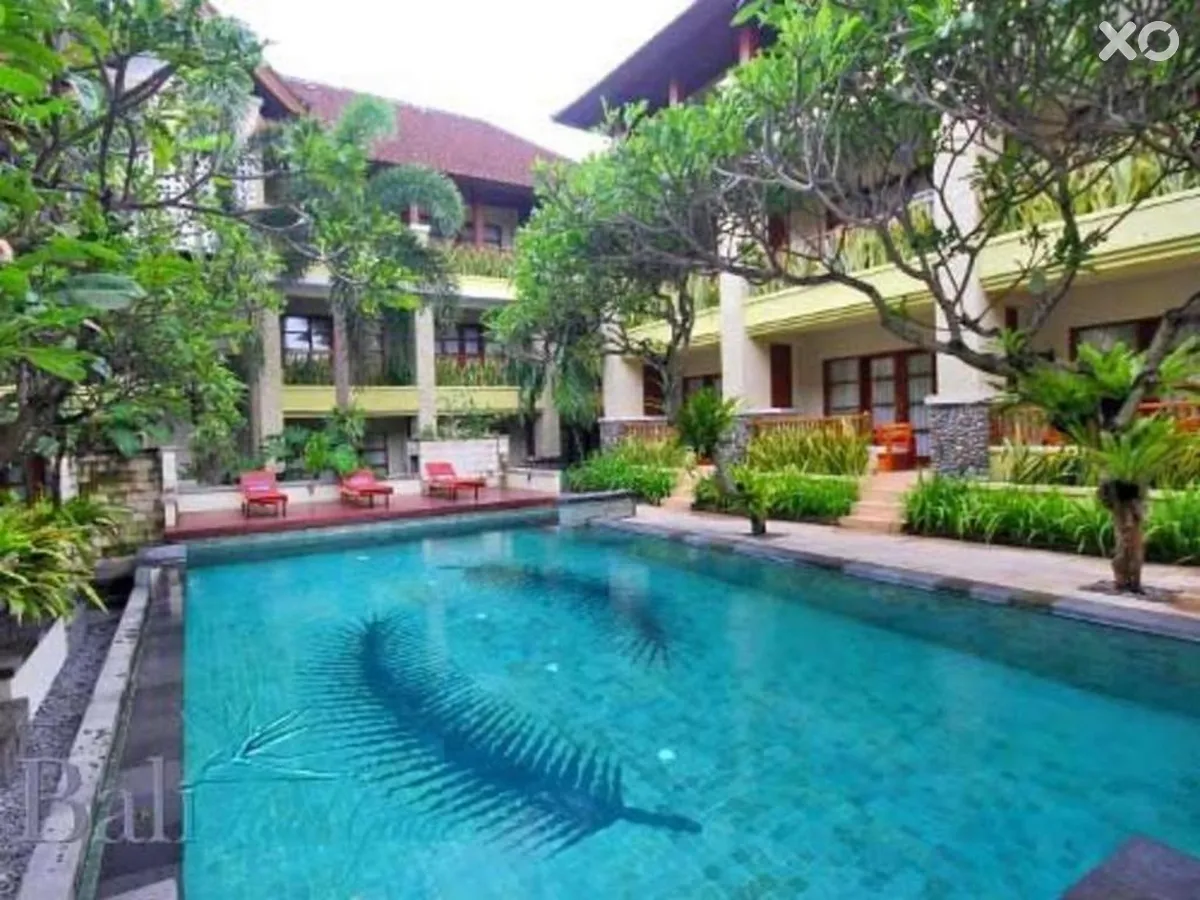 Fourteen Roses Beach Hotel