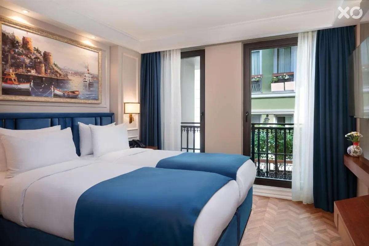 Royan Hagia Sophia Radisson Individuals
