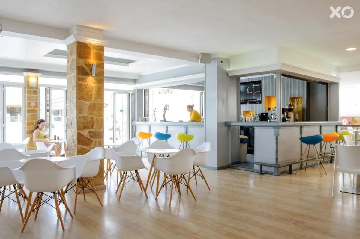Mimosa Hotel