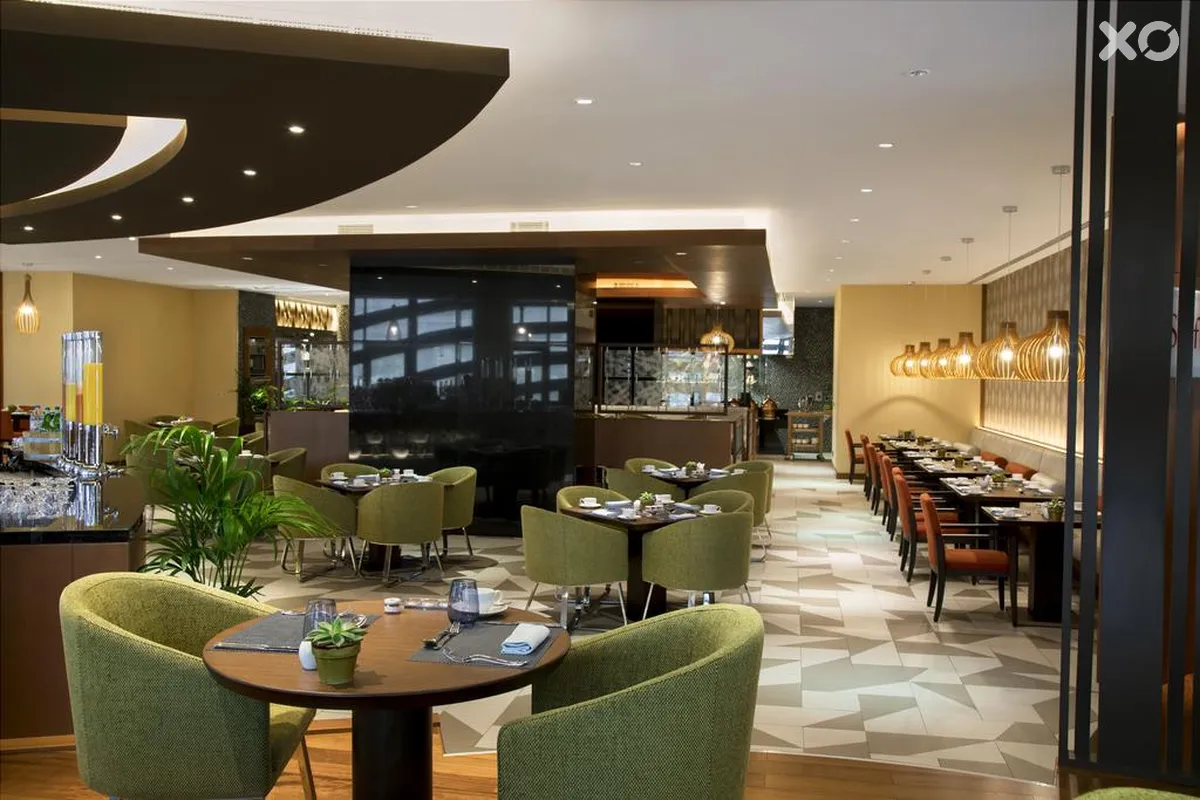 Pearl Rotana Capital Centre