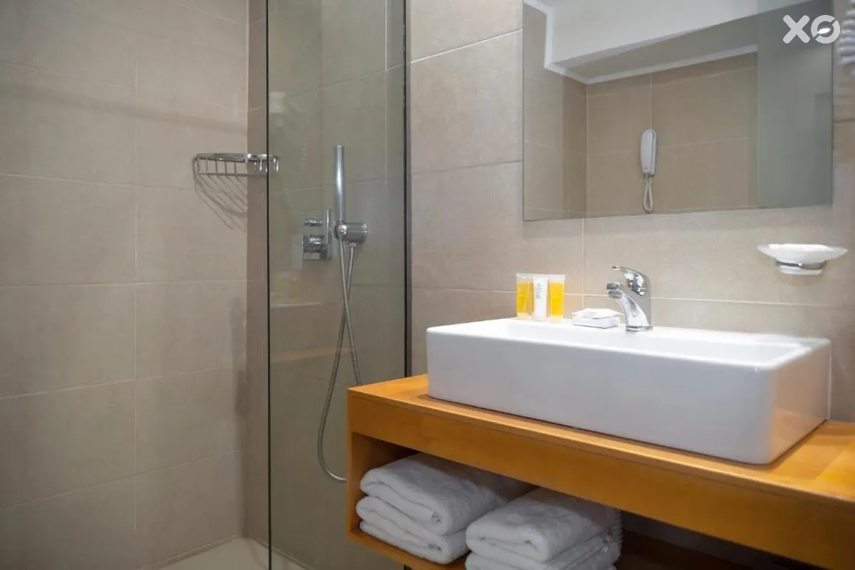 Athena Hotel