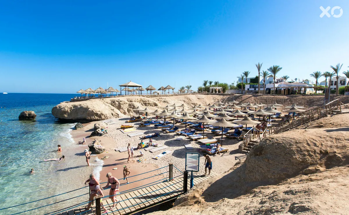 Amphoras Beach