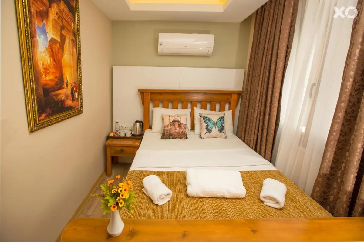 The PeraPort Hotel