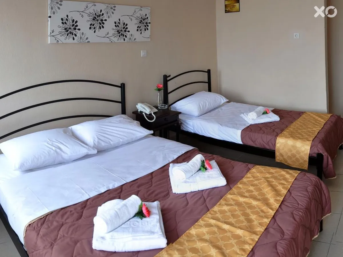 Golden Beach Hotel
