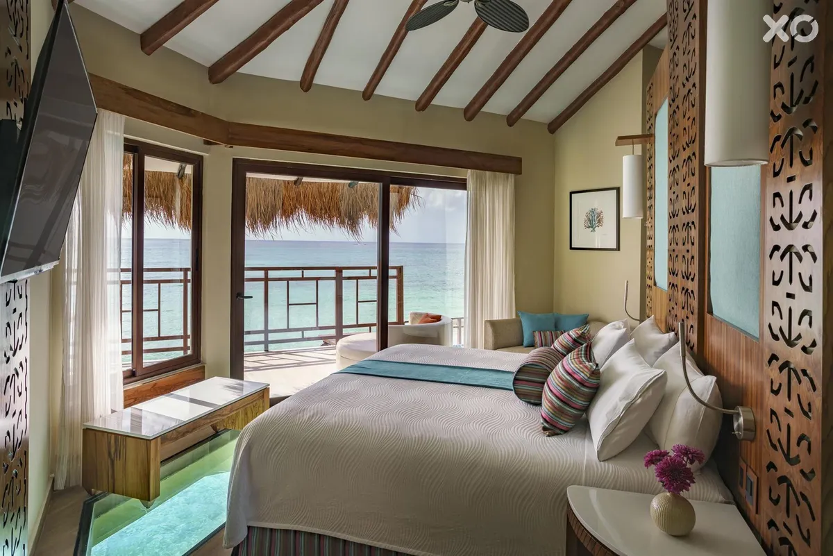Palafitos overwater bungalows в El Dorado Maroma