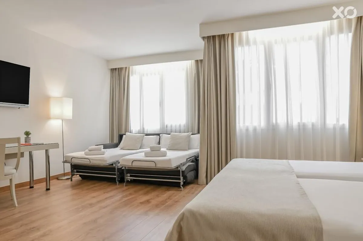 Aparthotel Mariano Cubi