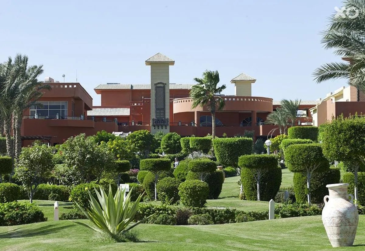 Coral Sea Holiday Resort & Aqua Park