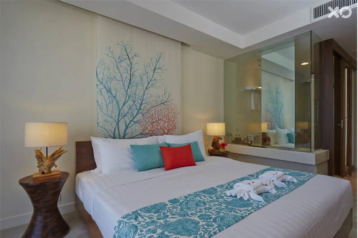 Bandara Phuket Beach Resort