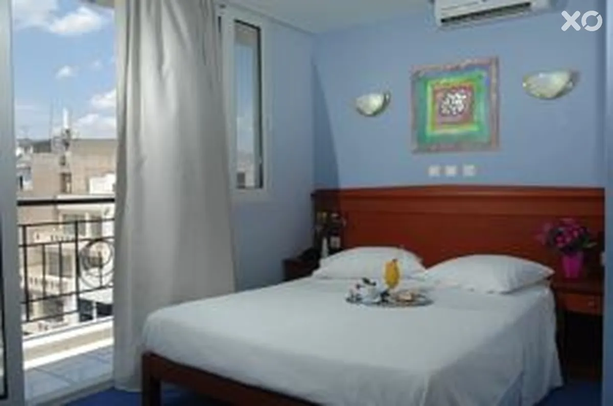 Triton Hotel