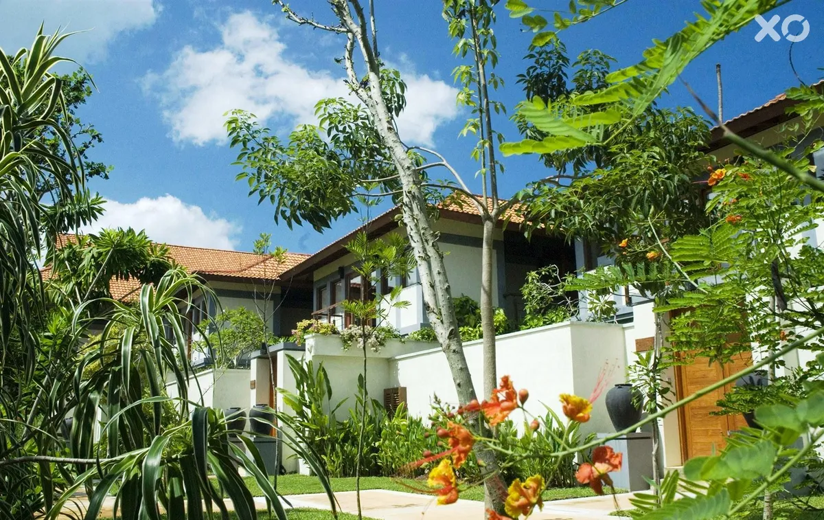 Serene Pavilions