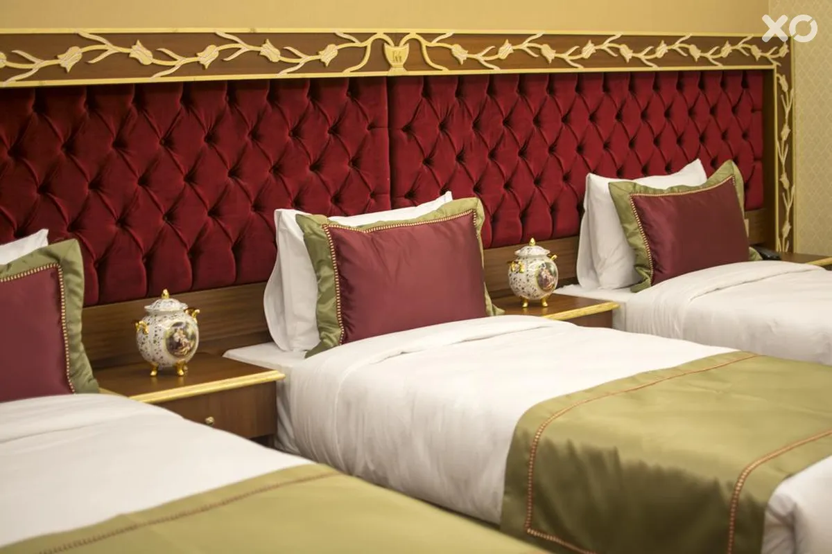 Mb Deluxe Hotel